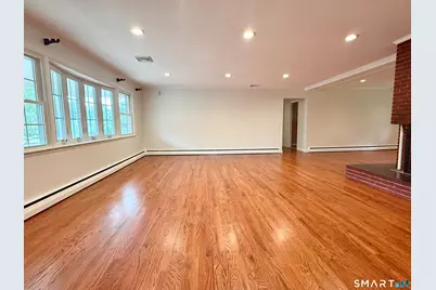 21 Byron Place, New Haven, CT 06515 - Photo 2