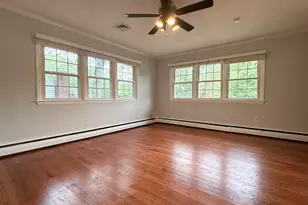21 Byron Pl, New Haven, CT 06515 - Photo 12