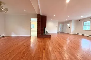 21 Byron Pl, New Haven, CT 06515 - Photo 4