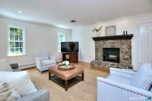 142 Horseshoe Ln, Fairfield, CT 06824 - Photo 10