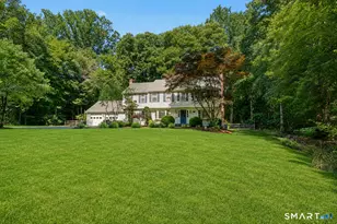 142 Horseshoe Ln, Fairfield, CT 06824 - Photo 2