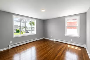 59 Carnegie Ave, Bridgeport, CT 06610 - Photo 10