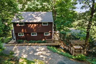 4 Beach Rd, Danbury, CT 06811 - Photo 2