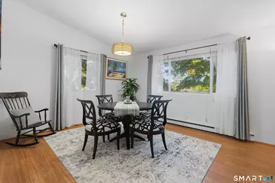 4 Beach Road, Danbury, CT 06811 - Photo 10