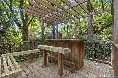 4 Beach Road, Danbury, CT 06811 - Photo 32
