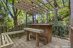 4 Beach Rd, Danbury, CT 06811 - Photo 32