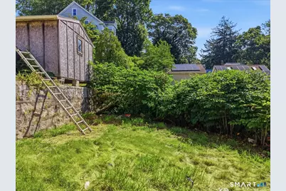 205 Crystal Avenue, New London, CT 06320 - Photo 6