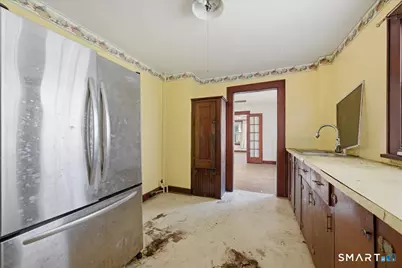 205 Crystal Avenue, New London, CT 06320 - Photo 18