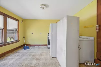 205 Crystal Avenue, New London, CT 06320 - Photo 28