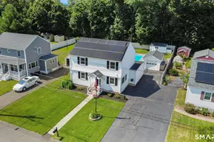 28 MacArthur Rd, North Haven, CT 06473 - Photo 2