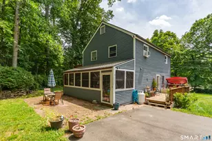 11 Jamaica Rd, Clinton, CT 06413 - Photo 1