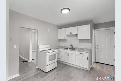 106 Birch Street #7, Manchester, CT 06040 - Photo 2