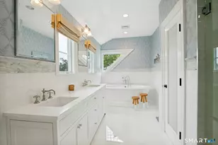 58 Rogers Rd, Stamford, CT 06902 - Photo 18