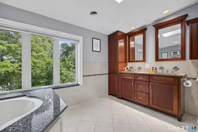 5 Cliff Street, East Haven, CT 06512 - Photo 12
