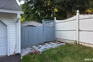 224 Amity St, Meriden, CT 06450 - Photo 36