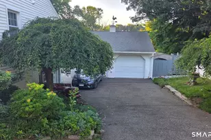 224 Amity St, Meriden, CT 06450 - Photo 34