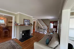 8 Anson St, Stratford, CT 06614 - Photo 10