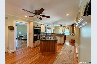 8 Anson Street, Stratford, CT 06614 - Photo 14