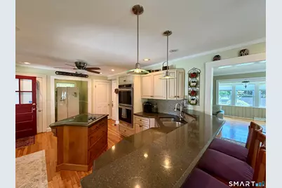 8 Anson Street, Stratford, CT 06614 - Photo 16