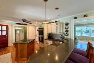 8 Anson St, Stratford, CT 06614 - Photo 16