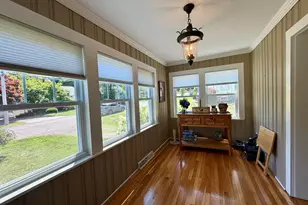 8 Anson St, Stratford, CT 06614 - Photo 12