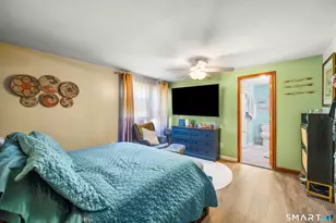 417 Mile Ln, Middletown, CT 06457 - Photo 18