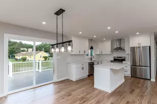 8 Anna Dr, Wallingford, CT 06492 - Photo 6