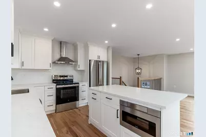 8 Anna Drive, Wallingford, CT 06492 - Photo 10