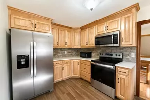 55 Sylvan Valley Rd, Meriden, CT 06451 - Photo 2