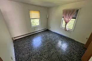 53 Vine St, Waterbury, CT 06704 - Photo 12