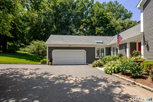 12 Lyndenwood Dr, Brookfield, CT 06804 - Photo 4