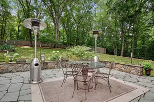 101 Studio Rd, Stamford, CT 06903 - Photo 24