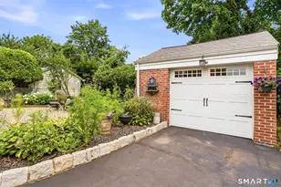 37 Cleveland Rd, New Haven, CT 06515 - Photo 24