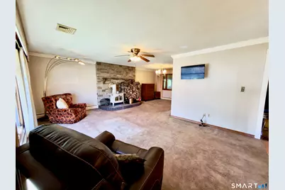 25 Greenfield Avenue, Waterbury, CT 06708 - Photo 6