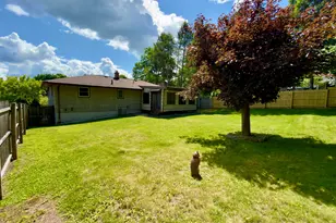 25 Greenfield Ave, Waterbury, CT 06708 - Photo 34