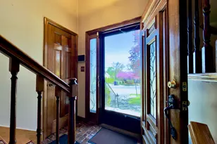 25 Greenfield Ave, Waterbury, CT 06708 - Photo 2