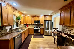 25 Greenfield Ave, Waterbury, CT 06708 - Photo 4