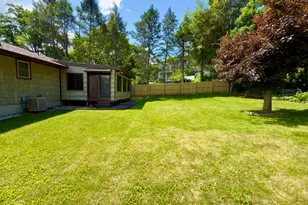 25 Greenfield Ave, Waterbury, CT 06708 - Photo 32