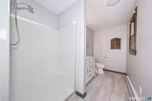 172 Wedgewood Dr, Torrington, CT 06790 - Photo 26