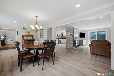 36 Willowbrook Road, West Hartford, CT 06107 - Photo 12