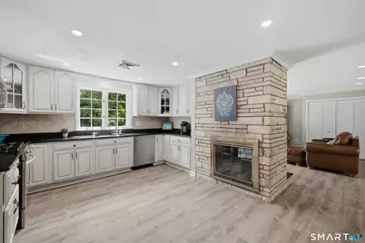 36 Willowbrook Road, West Hartford, CT 06107 - Photo 6