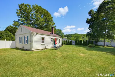 19 Burton Avenue, Norwich, CT 06360 - Photo 16