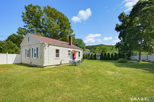 19 Burton Ave, Norwich, CT 06360 - Photo 16