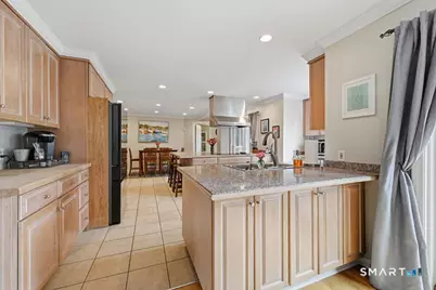 76 Winton Place, Stratford, CT 06614 - Photo 6