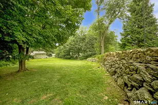 16 Floral Ln, Trumbull, CT 06611 - Photo 34
