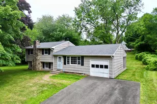 16 Floral Ln, Trumbull, CT 06611 - Photo 1