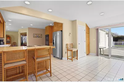 7 Cedar Crest Road, Trumbull, CT 06611 - Photo 2