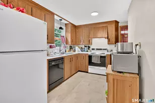 15 Bright St, Enfield, CT 06082 - Photo 6