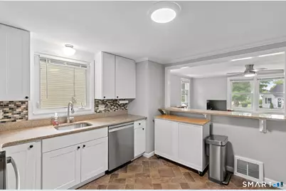 113 Lenox Street, Manchester, CT 06040 - Photo 10