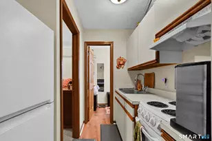 31 Cleveland St, Danbury, CT 06810 - Photo 20